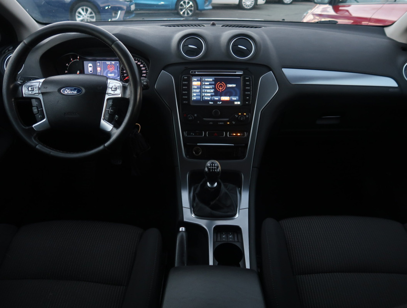 Ford Mondeo, 2011