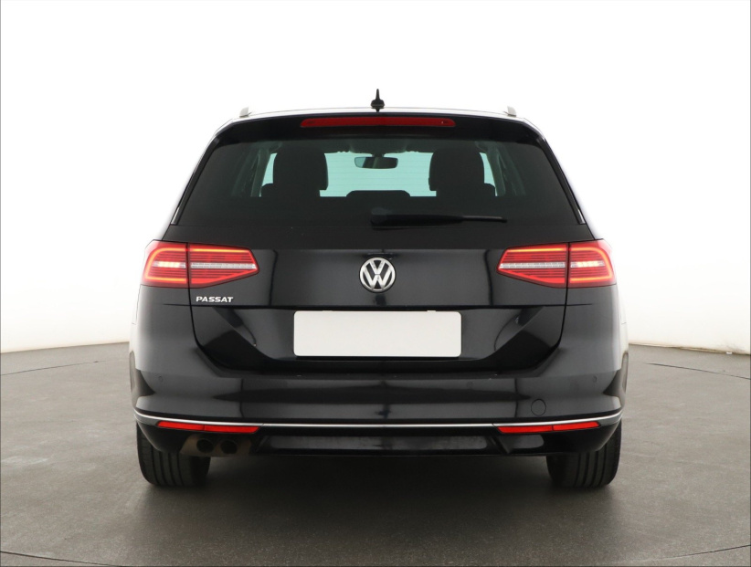 Volkswagen Passat, 2018