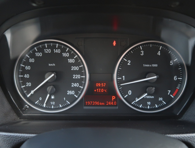 BMW 3, 2011