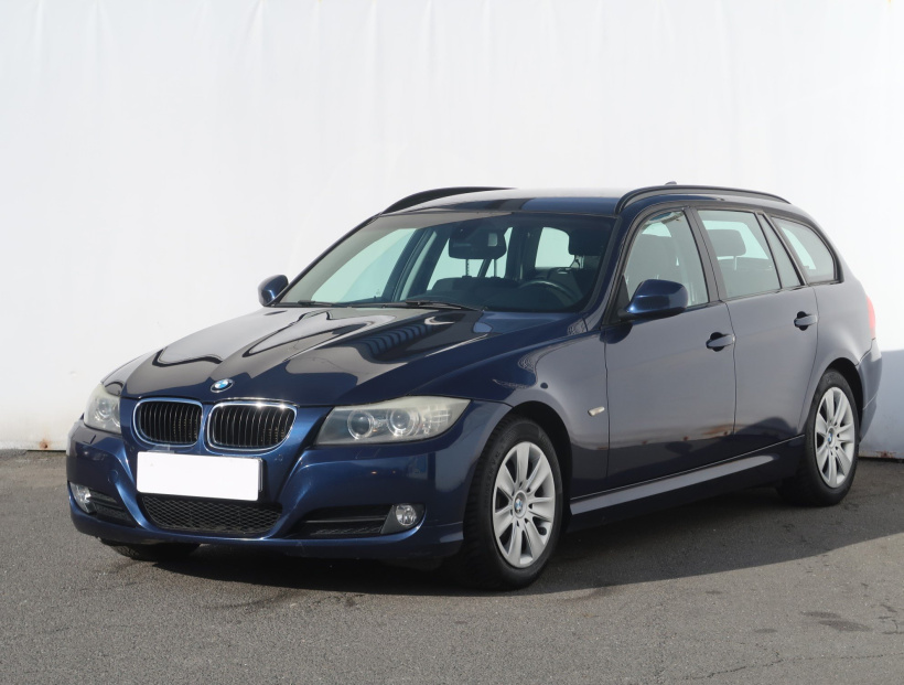 BMW 3, 2011
