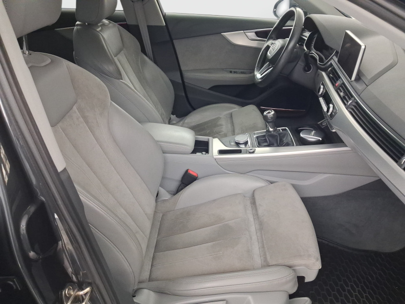 Audi A4, 2015