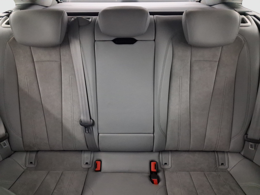 Audi A4, 2015