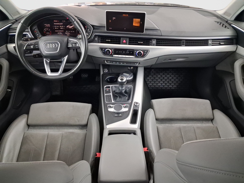 Audi A4, 2015