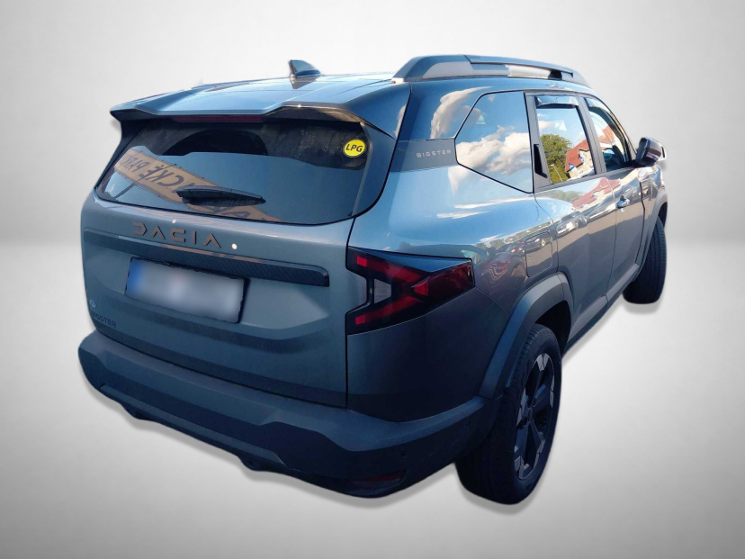 Dacia Bigster, 2025