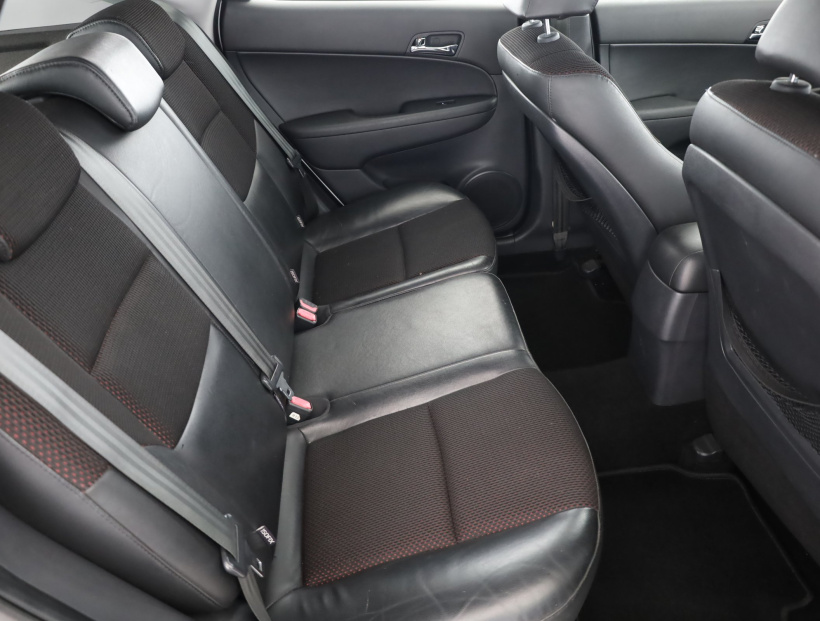 Hyundai i30, 2010