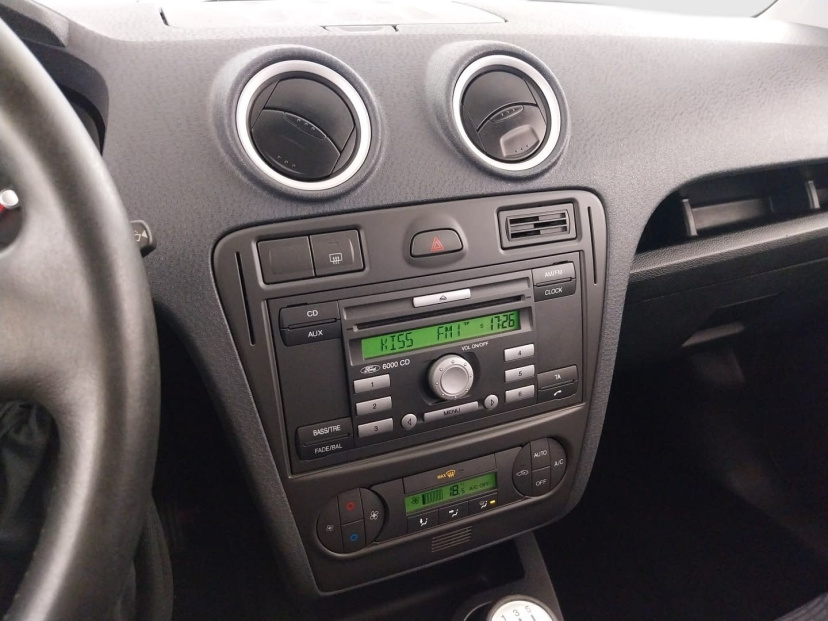 Ford Fusion, 2010