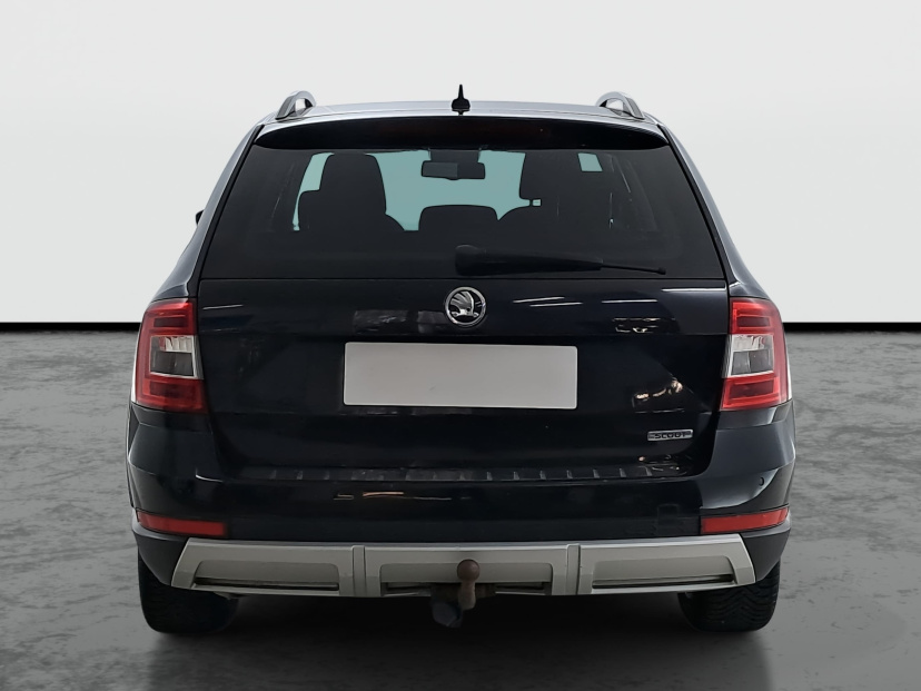 Škoda Octavia Scout, 2016