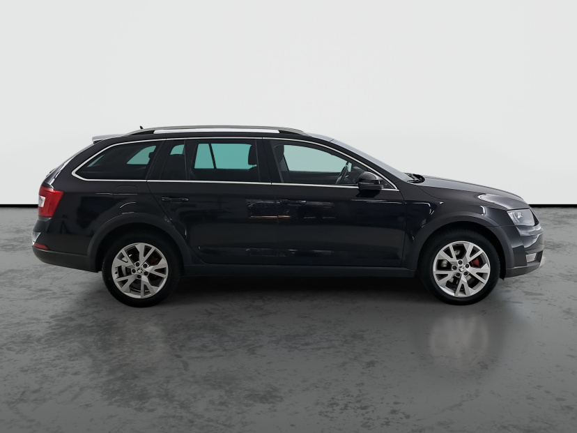 Škoda Octavia Scout, 2016