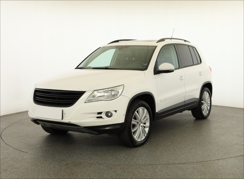 Volkswagen Tiguan, 2010