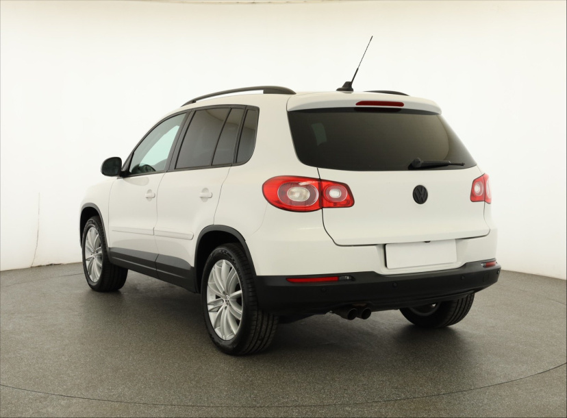 Volkswagen Tiguan, 2010