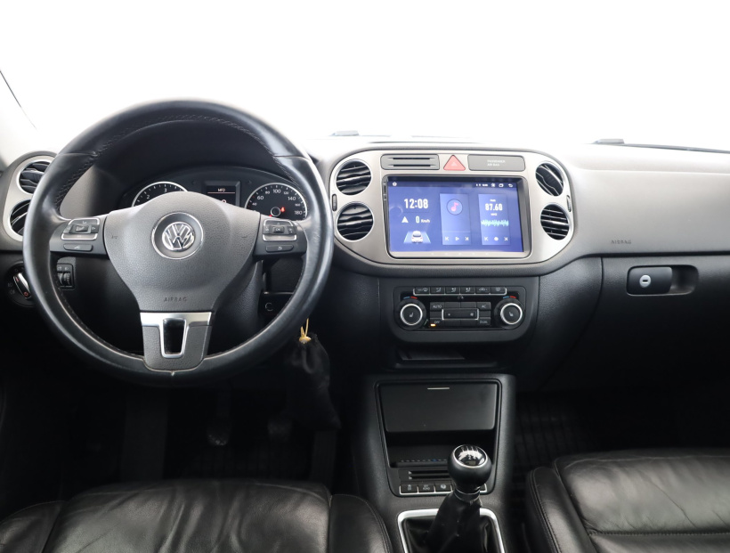 Volkswagen Tiguan, 2010