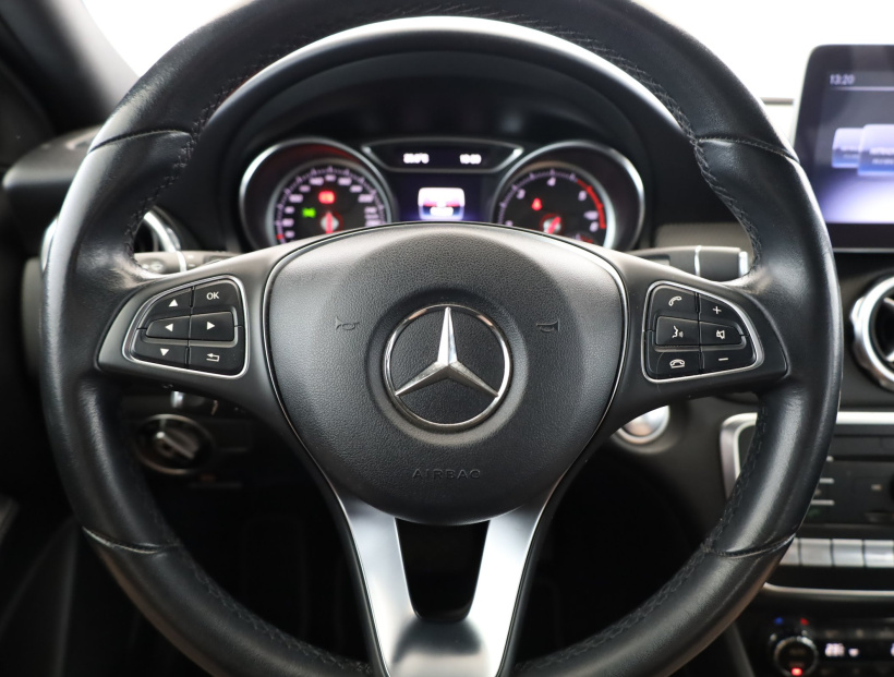 Mercedes-Benz GLA, 2018
