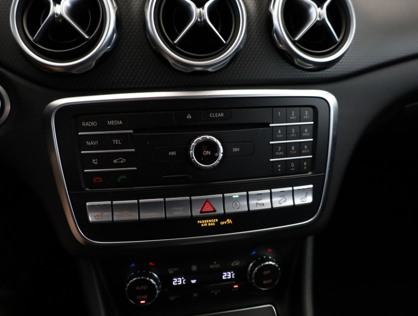 Mercedes-Benz GLA, 2018