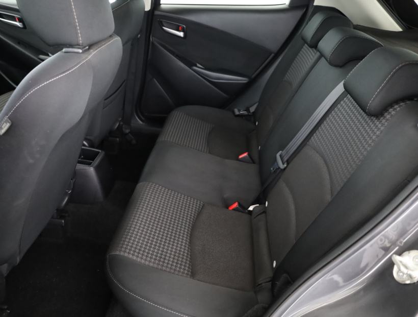 Mazda 2, 2017