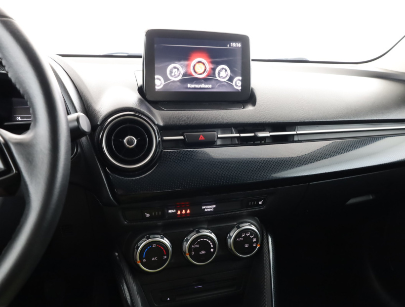 Mazda 2, 2017