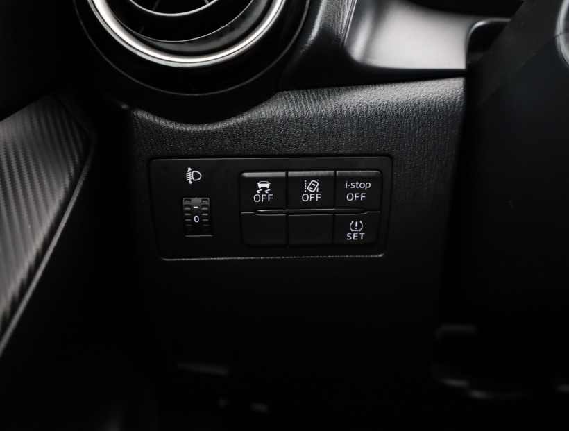 Mazda 2, 2017