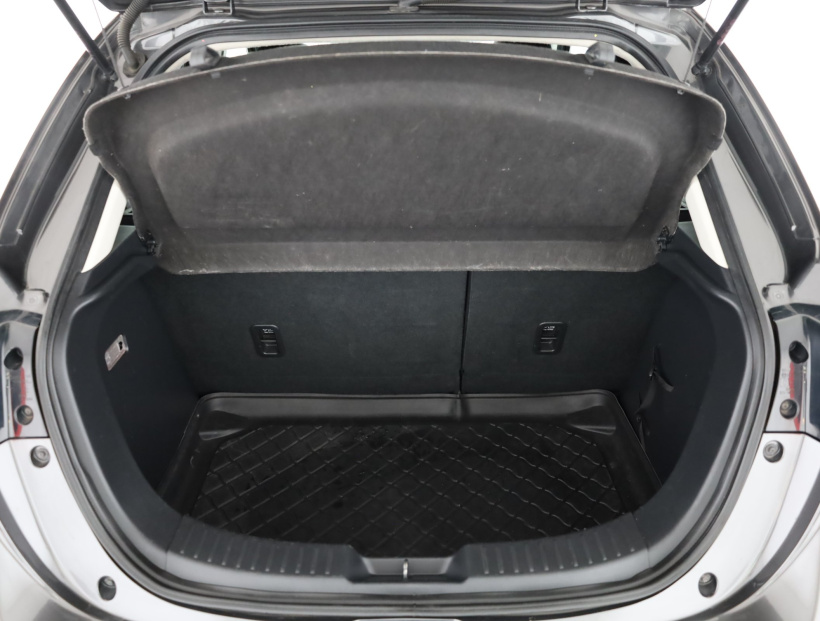 Mazda 2, 2017