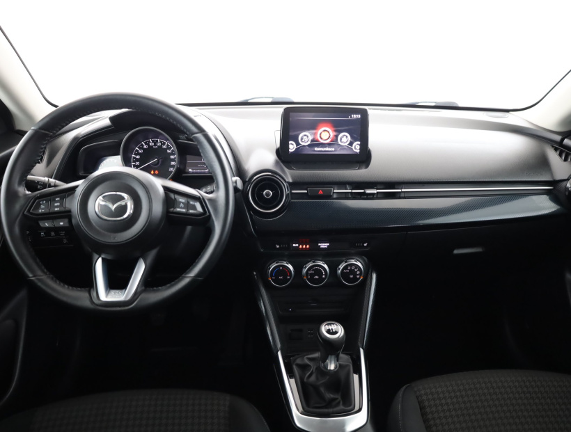 Mazda 2, 2017