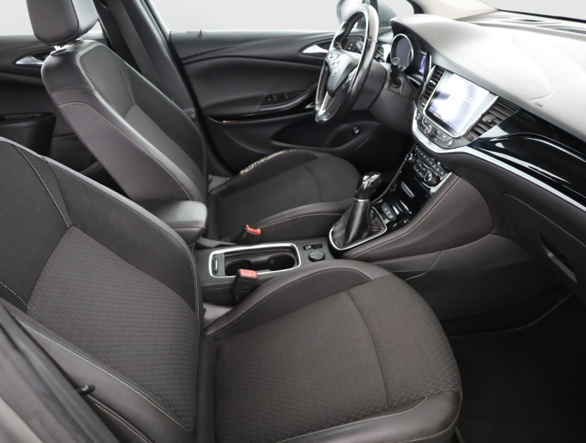 Opel Astra, 2017