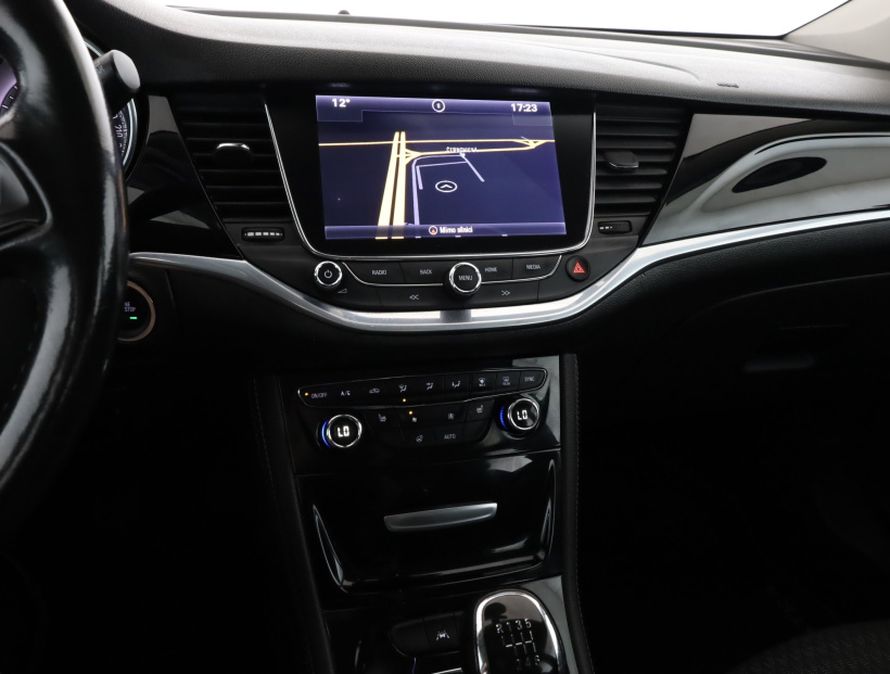 Opel Astra, 2017