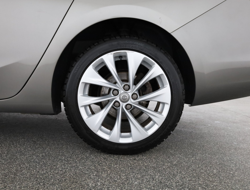 Opel Astra, 2017