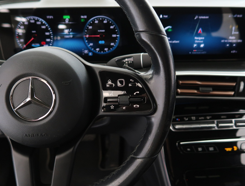 Mercedes-Benz EQC, 2021