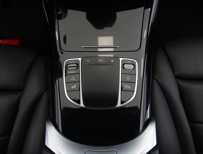 Mercedes-Benz EQC, 2021