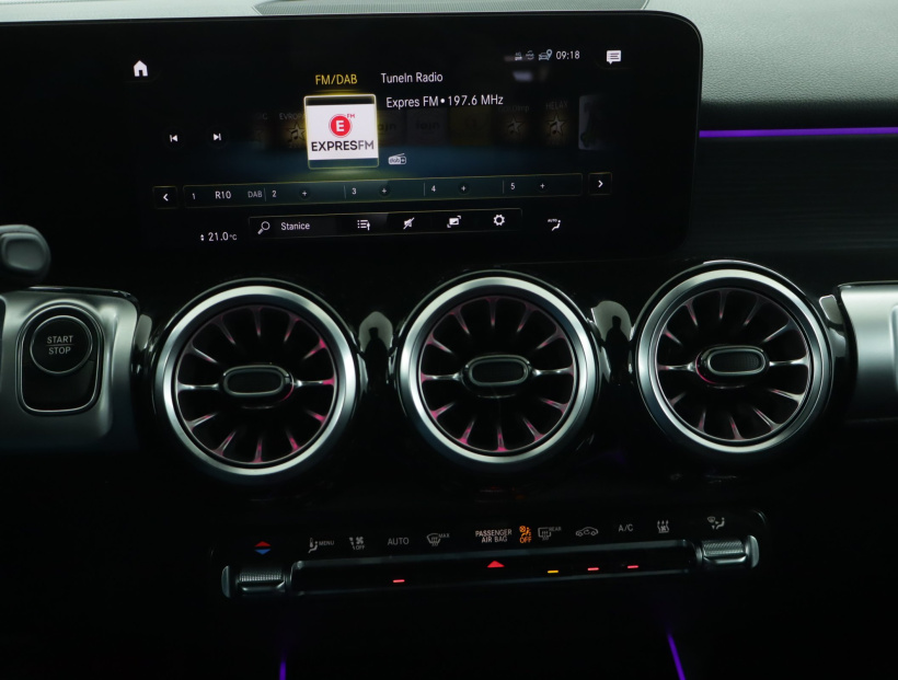 Mercedes-Benz EQB, 2022