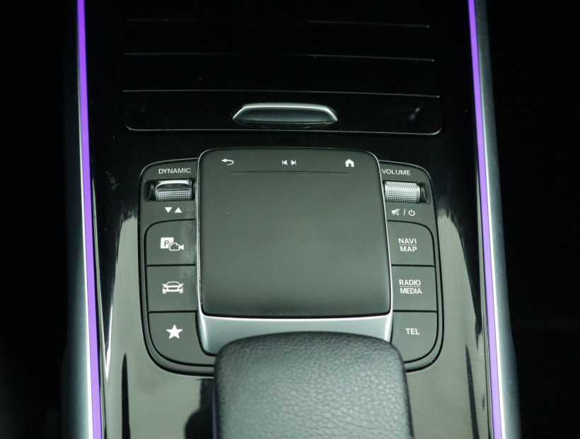 Mercedes-Benz EQB, 2022
