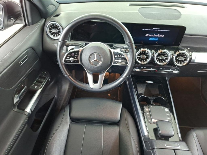 Mercedes-Benz EQB, 2022