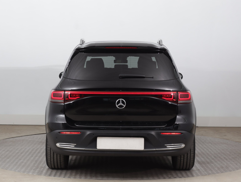 Mercedes-Benz EQB, 2022