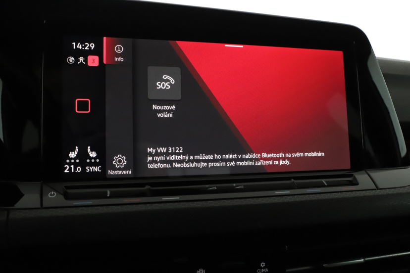 Volkswagen Golf, 2022