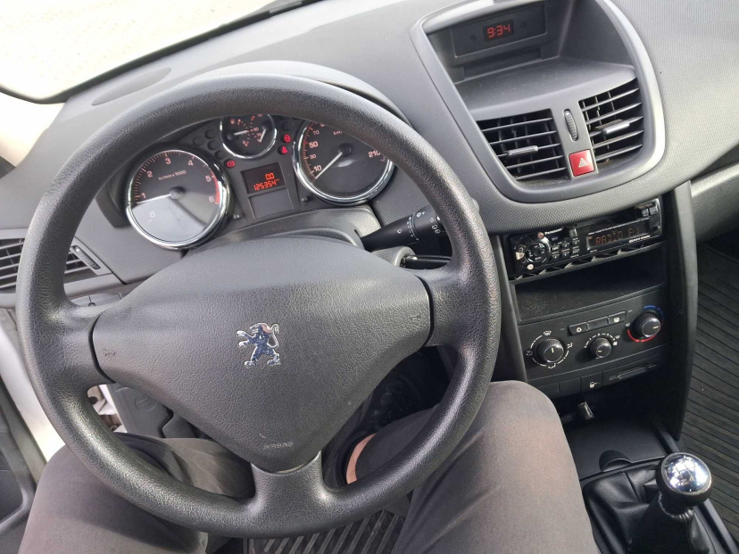 Peugeot 207, 2010