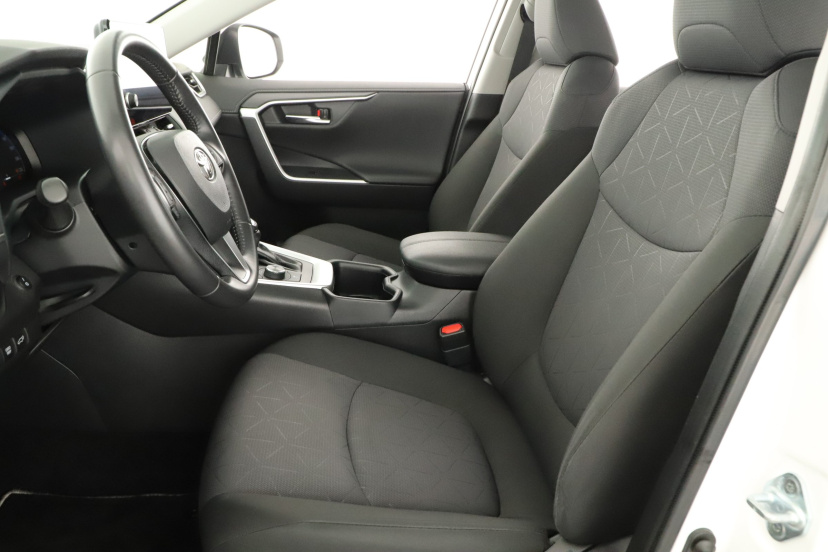Toyota RAV 4, 2023