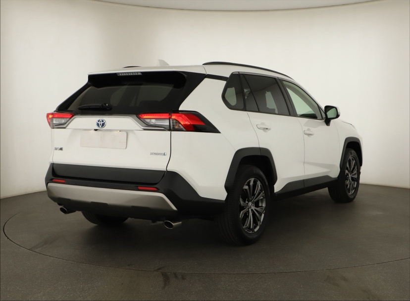 Toyota RAV 4, 2023