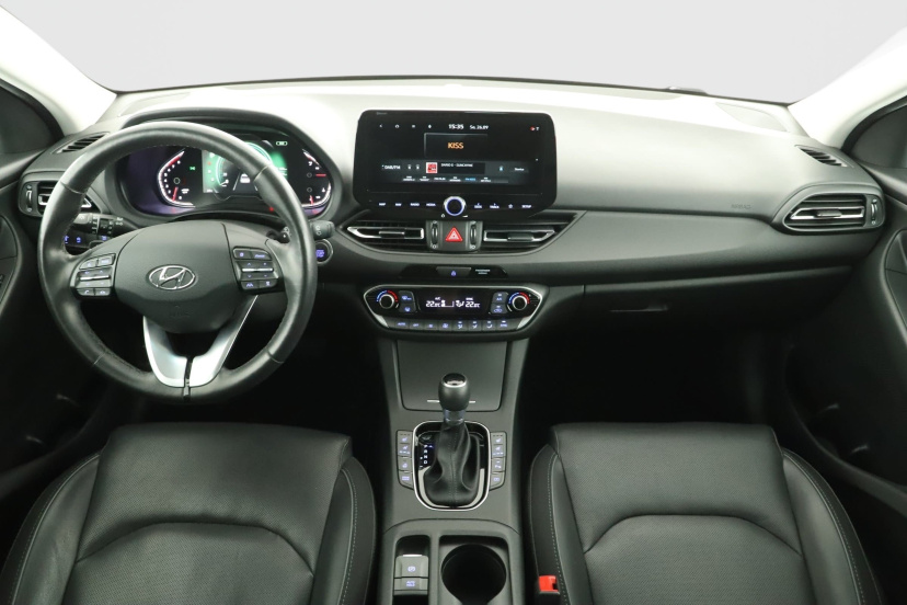 Hyundai i30, 2021