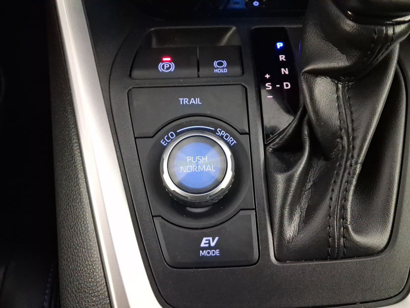 Toyota RAV 4, 2020