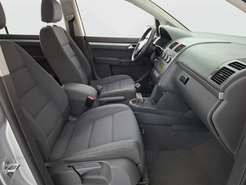 Volkswagen Touran, 2004