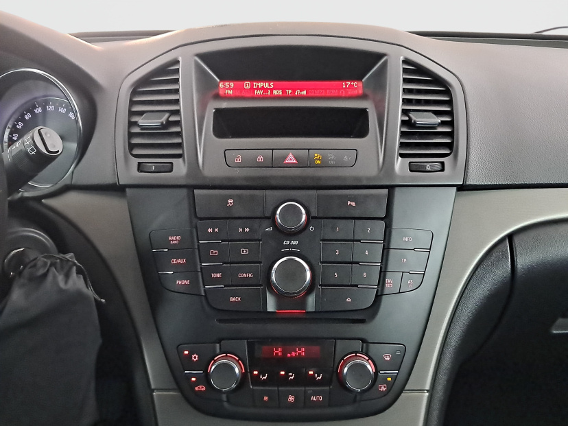 Opel Insignia, 2010