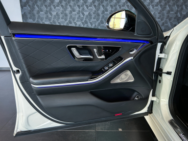 Mercedes-Benz S - 2022