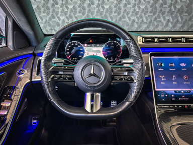 Mercedes-Benz S - 2022