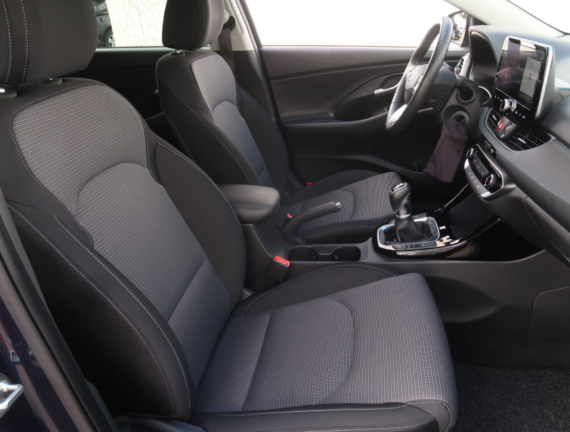 Hyundai i30, 2025