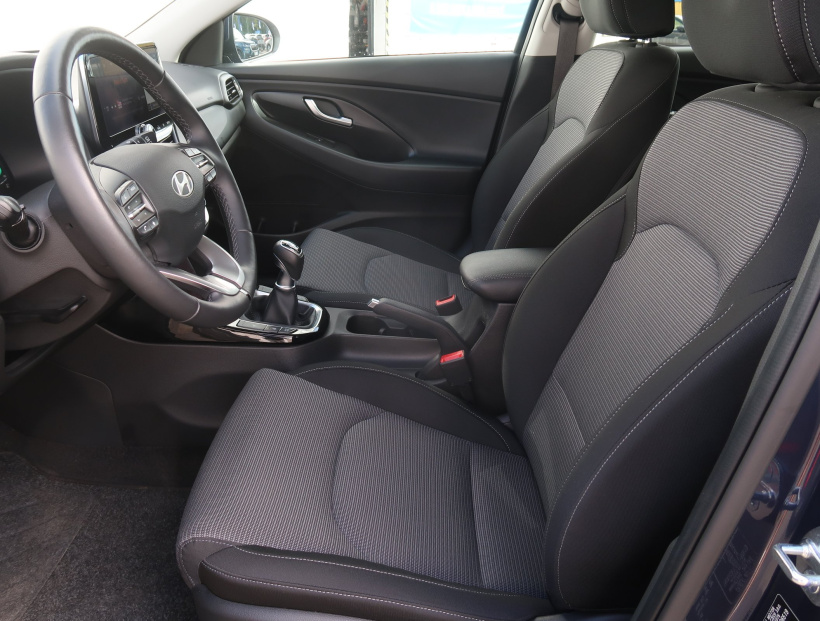 Hyundai i30, 2025