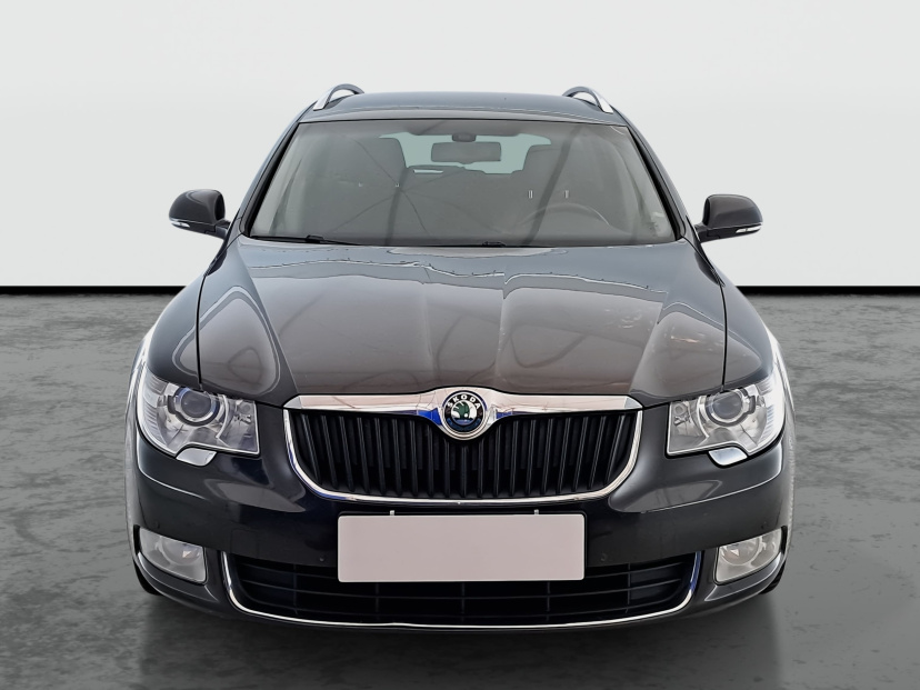 Škoda Superb, 2011