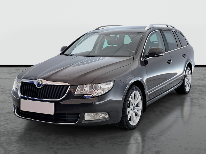 Škoda Superb, 2011
