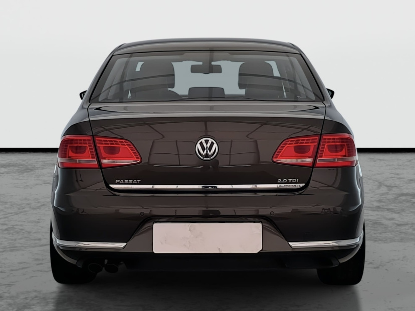 Volkswagen Passat, 2013