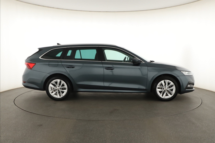Škoda Octavia, 2021