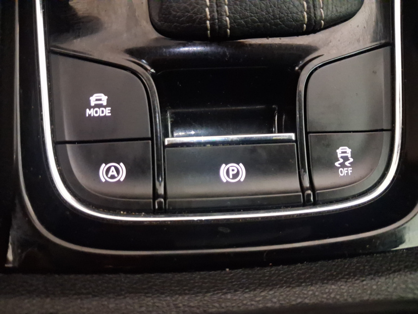Škoda Karoq, 2021