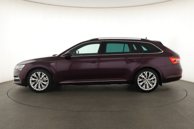 Škoda Superb - 2022