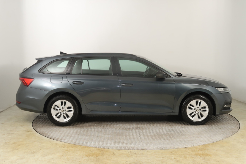 Škoda Octavia, 2021